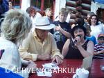 Setkání Jeníčků a Mařenek 2010 - autogramiáda Jana Přeučila